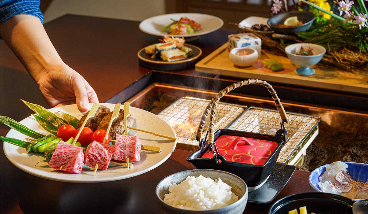 夕食 お部屋食 IRORIテーブル